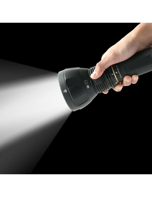 Mactronic zaklamp Blitz K12 High Power zoeklicht - 11600 lumen - Zwart