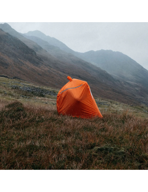 Highlander Notfallzelt Storm Vault Survival Shelter 4-5 Personen - Orange